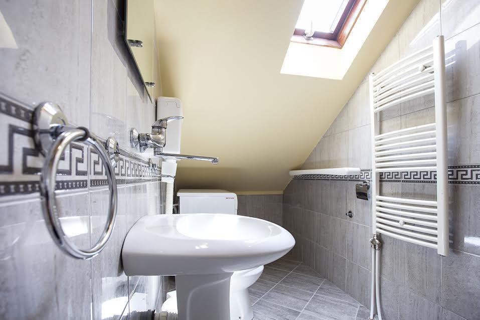 Luna Apartment Novi Sad Buitenkant foto