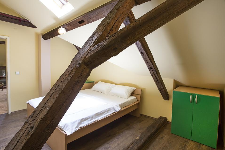 Luna Apartment Novi Sad Buitenkant foto