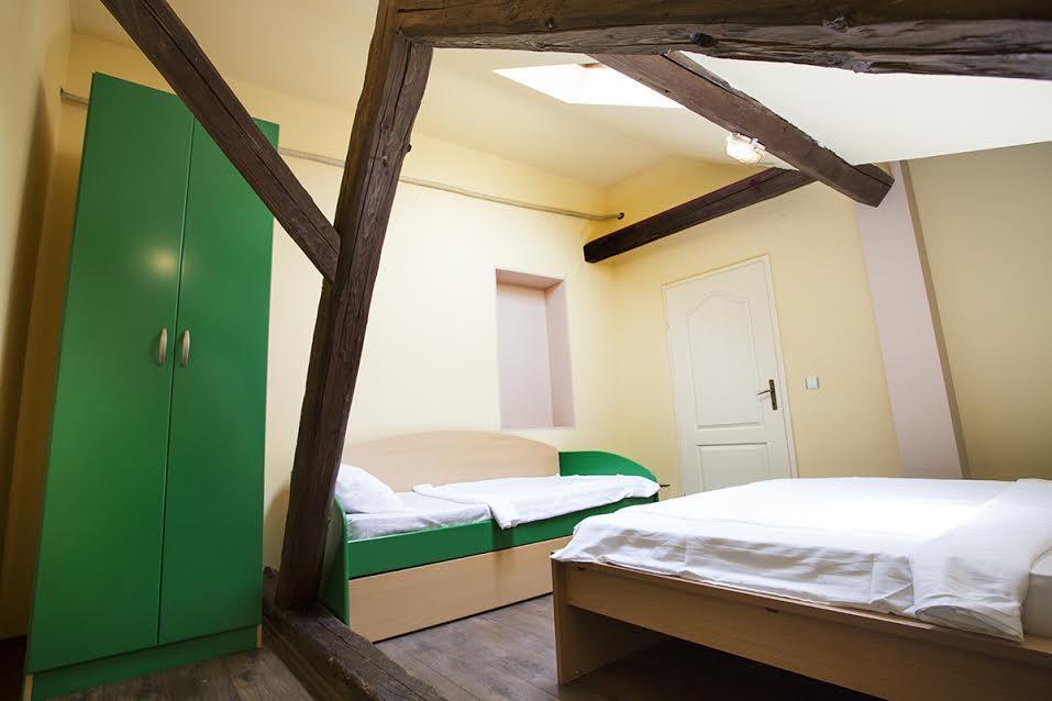Luna Apartment Novi Sad Buitenkant foto