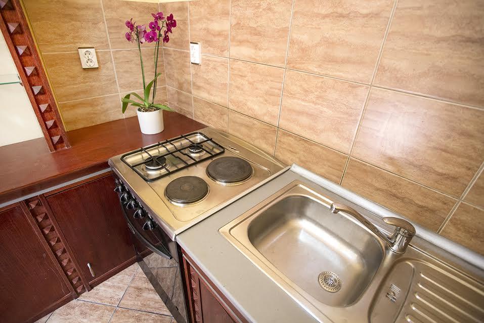 Luna Apartment Novi Sad Buitenkant foto