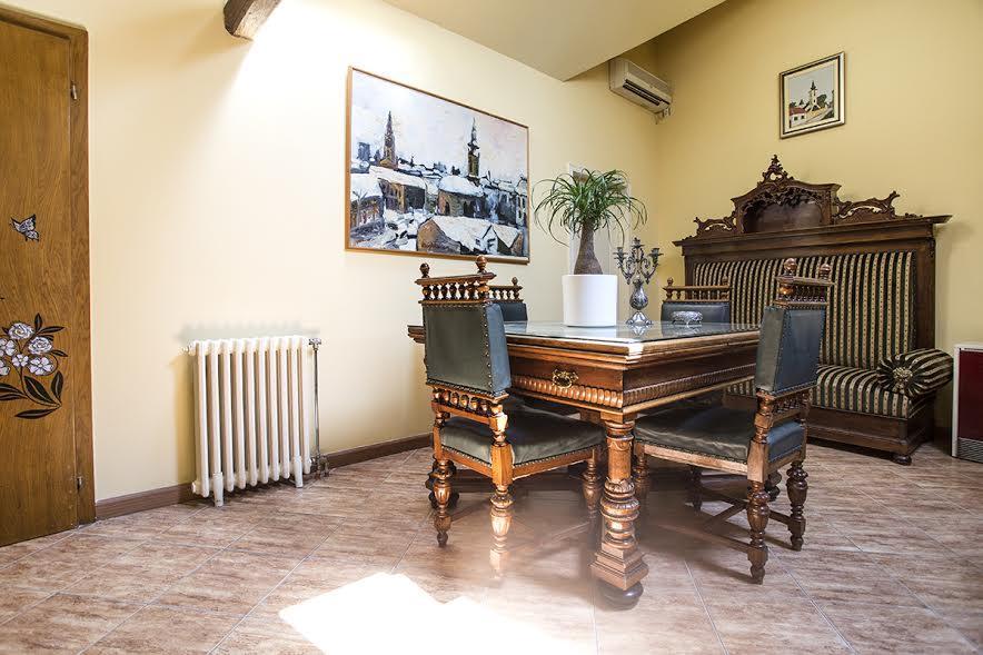 Luna Apartment Novi Sad Buitenkant foto